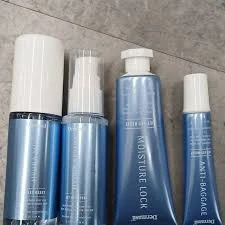 Dermasil Jet-Set-Reset Skin Care Set Hydra Mist Serum Moisture Lock Anti-Baggage